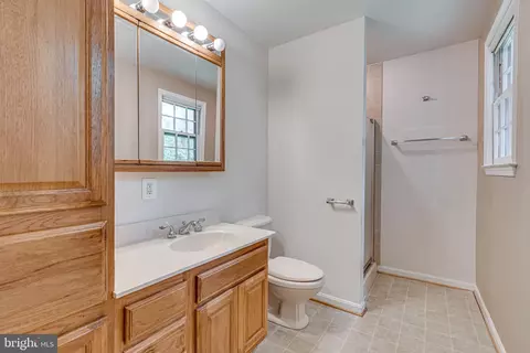 3680 Forest View Dr, Waldorf, MD 20601 photo 18