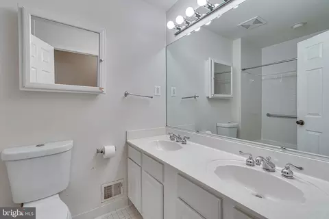 3680 Forest View Dr, Waldorf, MD 20601 photo 7