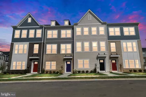 6902 Barrowfield Pl, Bryans Road, MD 20616