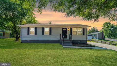 7263 Strawberry Pl, Bryans Road, MD 20616