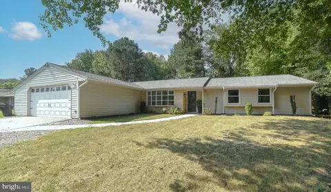 2982 Hickory Valley Dr, Waldorf, MD 20601