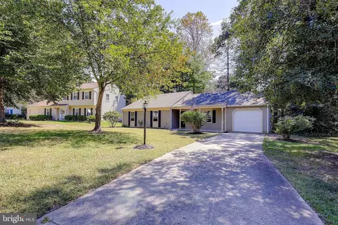 3539 Smokethorn Ct, Waldorf, MD 20602
