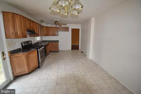 1007 Floyd Ave, Waldorf, MD 20602 photo 12