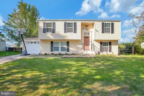 2197 Neville Ct, Waldorf, MD 20602