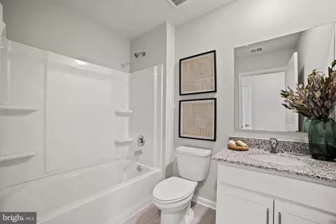 175 Charming Forest Ave, La Plata, MD 20646 photo 11