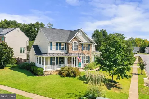 86 Oriole Ln, La Plata, MD 20646