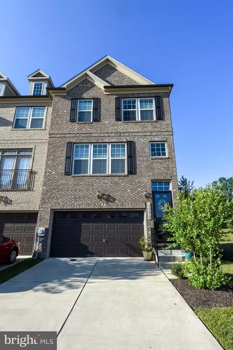 2773 Golden Gate Pl, Waldorf, MD 20601