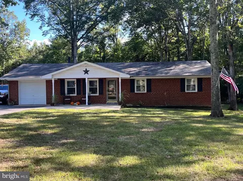 9641 Kline Dr, La Plata, MD 20646