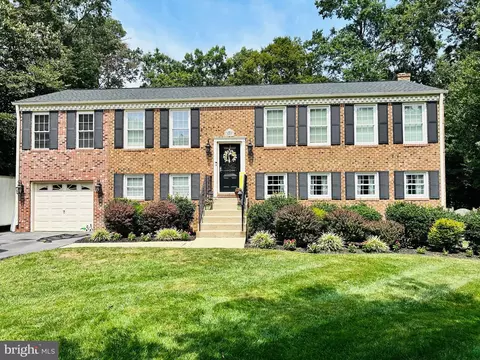 302 Alder Ct, La Plata, MD 20646