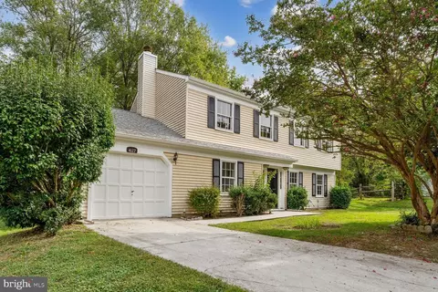 4127 Dunlin Ct, Waldorf, MD 20603