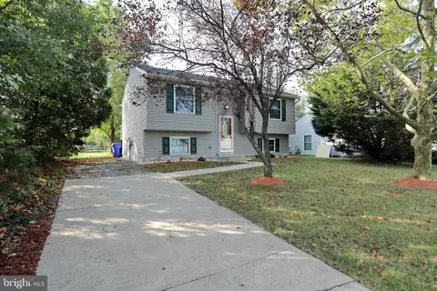 2173 Fairchild Ct, Waldorf, MD 20602
