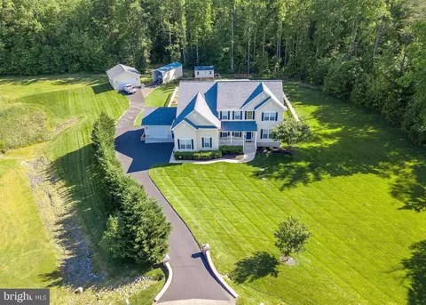 6287 Baywood Ct, Hughesville, MD 20637