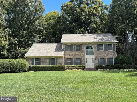 11930 Knollcrest Ln, La Plata, MD 20646