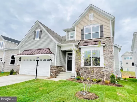 11785 Seamus Heaney Ct, White Plains, MD 20695