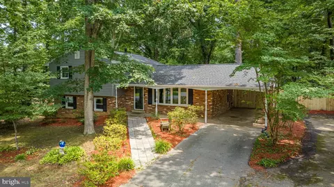 9293 Rollingwood Dr, Pomfret, MD 20675