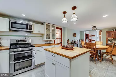 5870 Bumpy Oak Rd, La Plata, MD 20646 photo 12