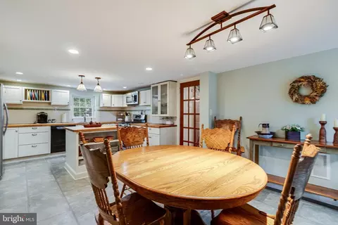 5870 Bumpy Oak Rd, La Plata, MD 20646 photo 13