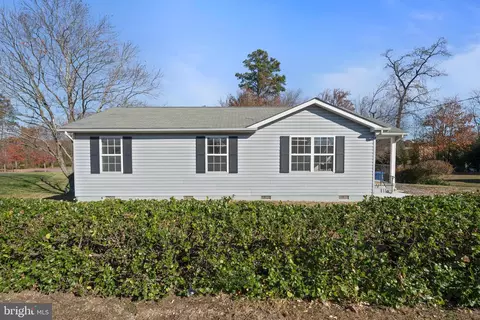 102 Winjon Pl, La Plata, MD 20646