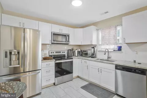 4374 Eagle Ct, Waldorf, MD 20603 photo 13