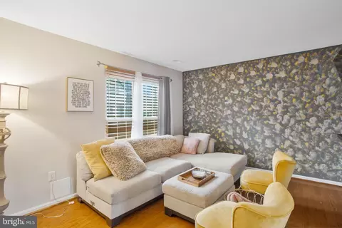 4374 Eagle Ct, Waldorf, MD 20603