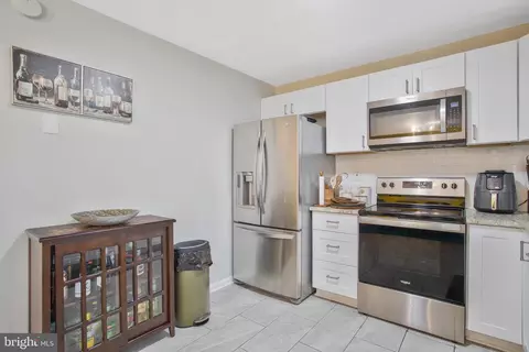 4374 Eagle Ct, Waldorf, MD 20603 photo 11