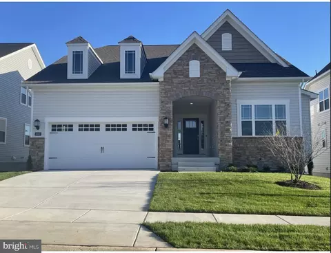 3990 Katmai St, White Plains, MD 20695