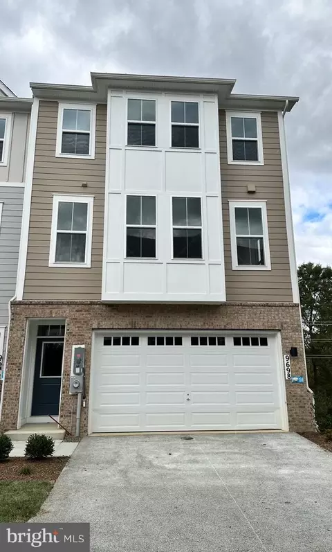 9698 Tweedhope Pl, Waldorf, MD 20601