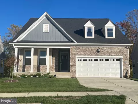 4069 Zion St, White Plains, MD 20695