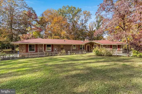12555 Trinity Dr, Charlotte Hall, MD 20622