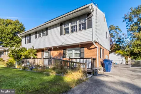 11 Oak St, Indian Head, MD 20640