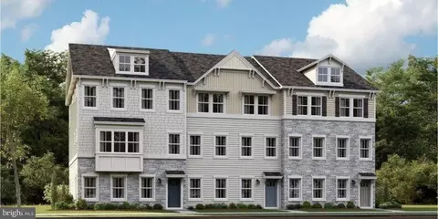 4168 Brodie Pl, White Plains, MD 20695