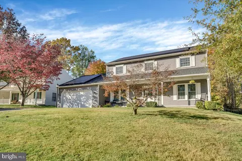 6338 Porcupine Ct, Waldorf, MD 20603