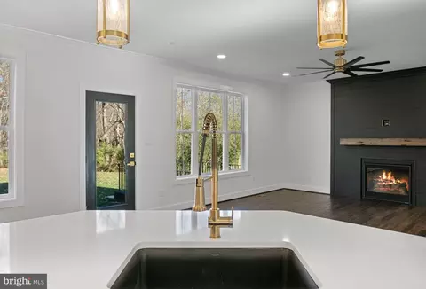 8290 Warren Dr, Pomfret, MD 20675 photo 13