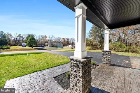 8290 Warren Dr, Pomfret, MD 20675 photo 5