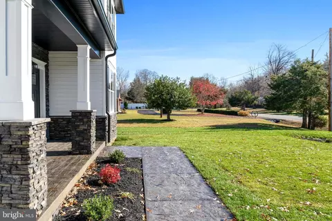 8290 Warren Dr, Pomfret, MD 20675 photo 3