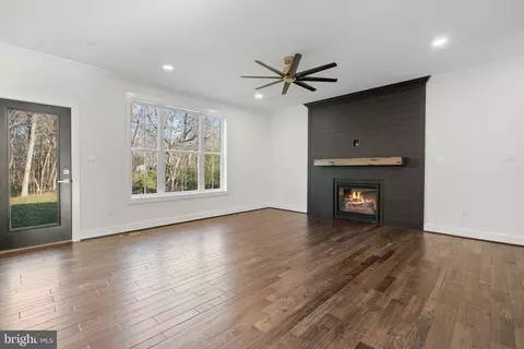 8290 Warren Dr, Pomfret, MD 20675 photo 19