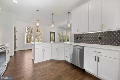 8290 Warren Dr, Pomfret, MD 20675 photo 11