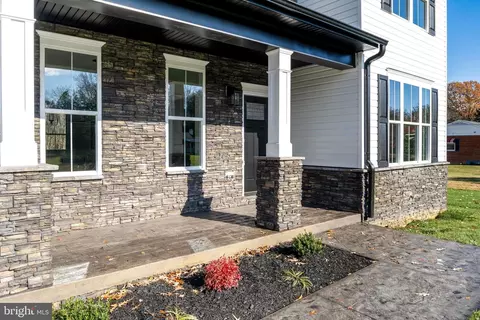 8290 Warren Dr, Pomfret, MD 20675 photo 4