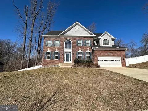 7376 Tottenham Dr, White Plains, MD 20695