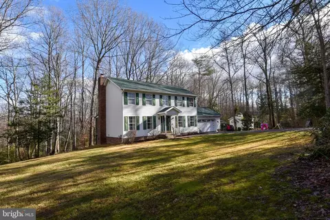 4390 Valley Brook Pl, White Plains, MD 20695