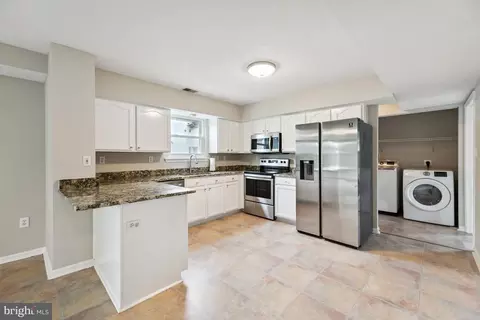 2449 Shellcove Ct, Waldorf, MD 20601 photo 10