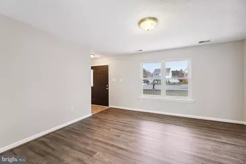 2449 Shellcove Ct, Waldorf, MD 20601 photo 4