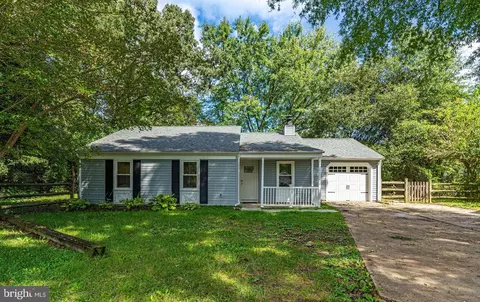 2327 Vale Ct, Waldorf, MD 20602