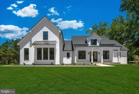 16560 Trail Mill Pl, Hughesville, MD 20637