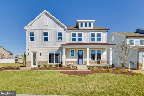 9894 Obin Ln, Waldorf, MD 20601