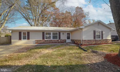 613 Garner Ave, Waldorf, MD 20602