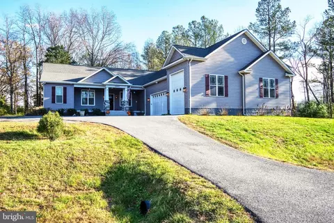 10526 Spring Run Ct, La Plata, MD 20646