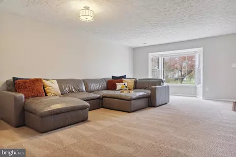6103 Red Squirrel Pl, Waldorf, MD 20603 photo 6
