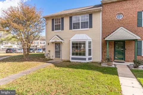 6103 Red Squirrel Pl, Waldorf, MD 20603 photo 3