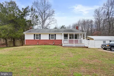 5925 Washington Ave, La Plata, MD 20646